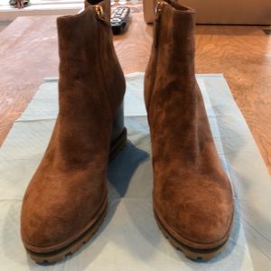 Beautiful taupe suede, platform booties